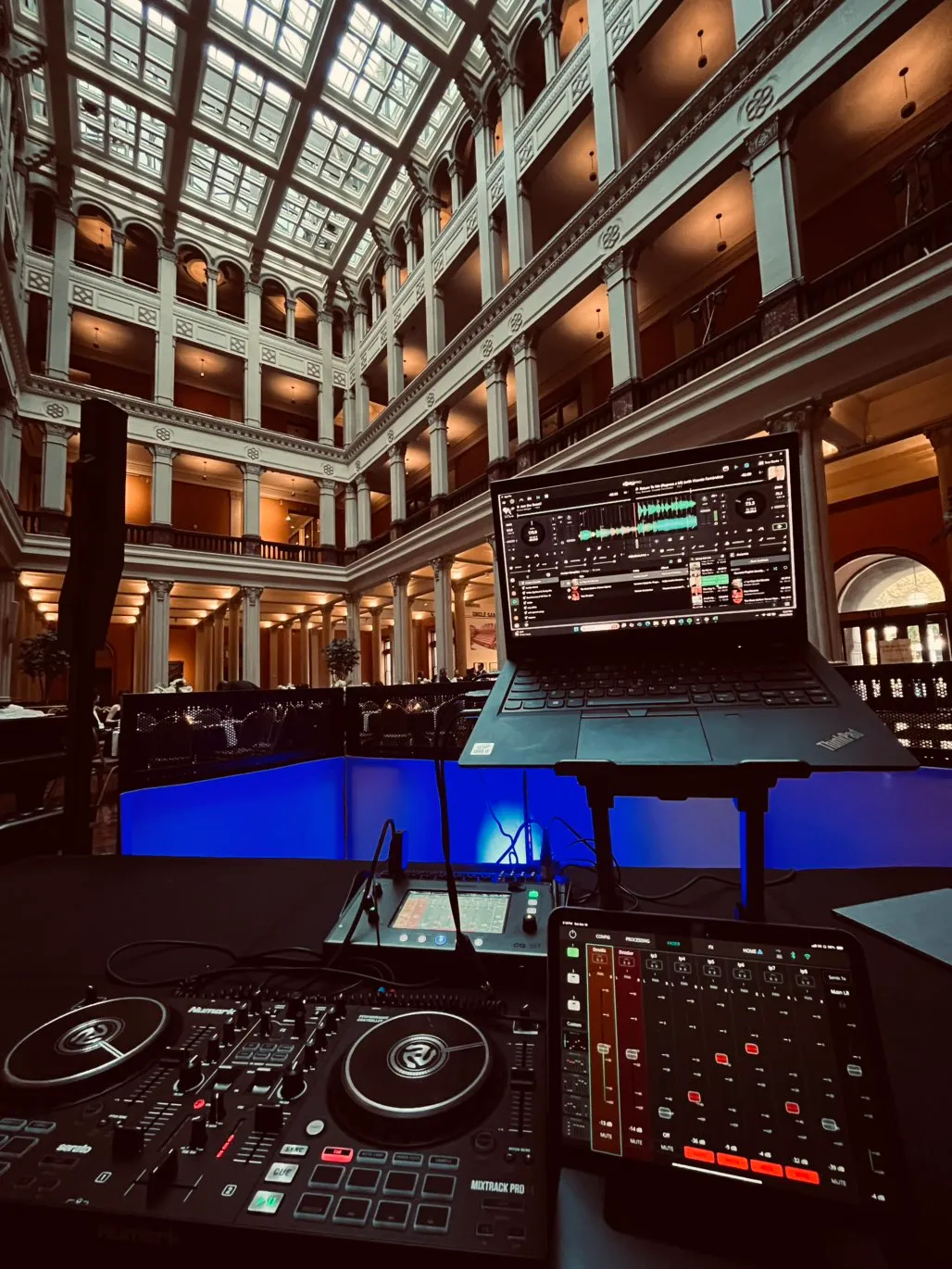 Stunning views from the booth. There’s nothing like the acoustics and atmosphere of a grand atrium wedding. Ready to set the mood for a night to remember.